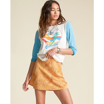 E-Comm: Billabong x Sincerely Jules